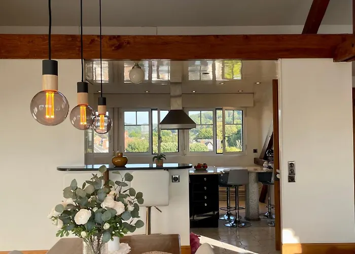 Apartment Magnifique A , Parking Inclus *